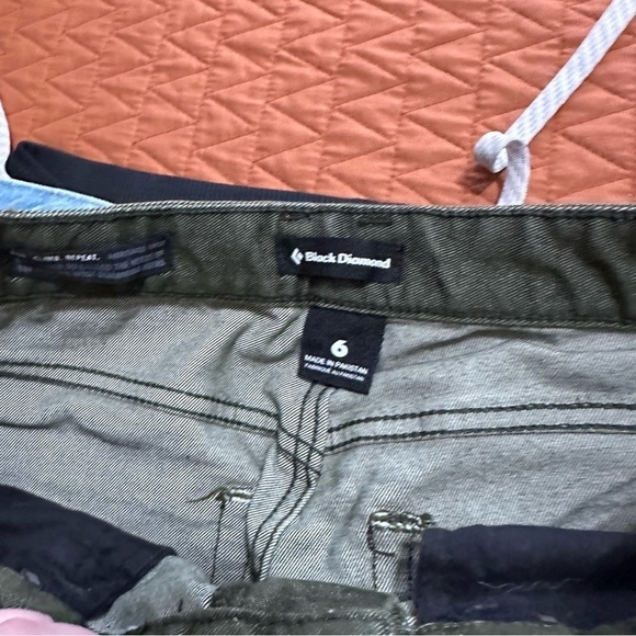 Black diamond women’s zone denim pants tundra green size 6 style 750007 climbing - Picture 4 of 4